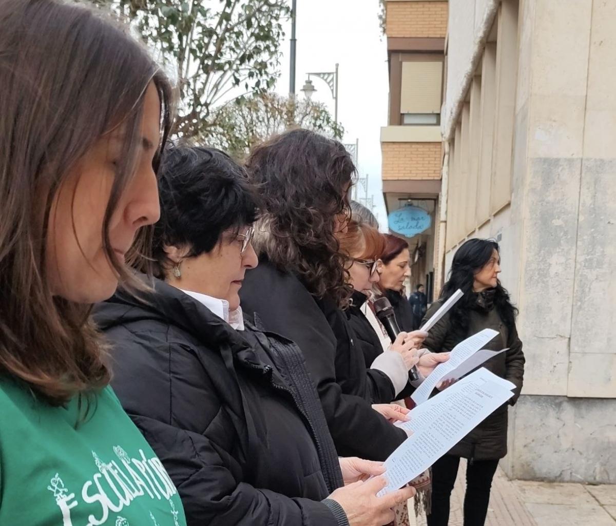 Concentración del espacion violeta de CCOO La rioja