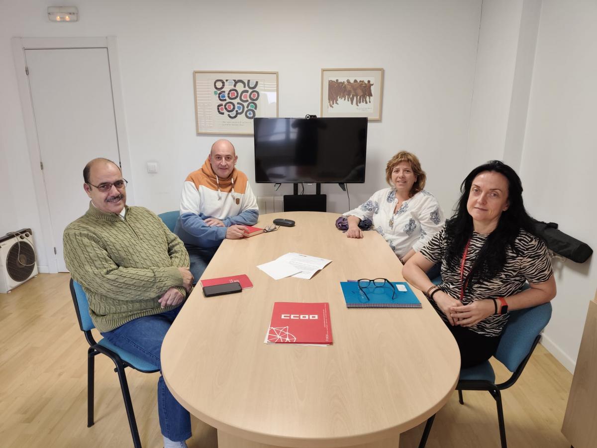Reunión de la ejecutiva de CCOO La Rioja con el delegado Saharaui en La Rioja